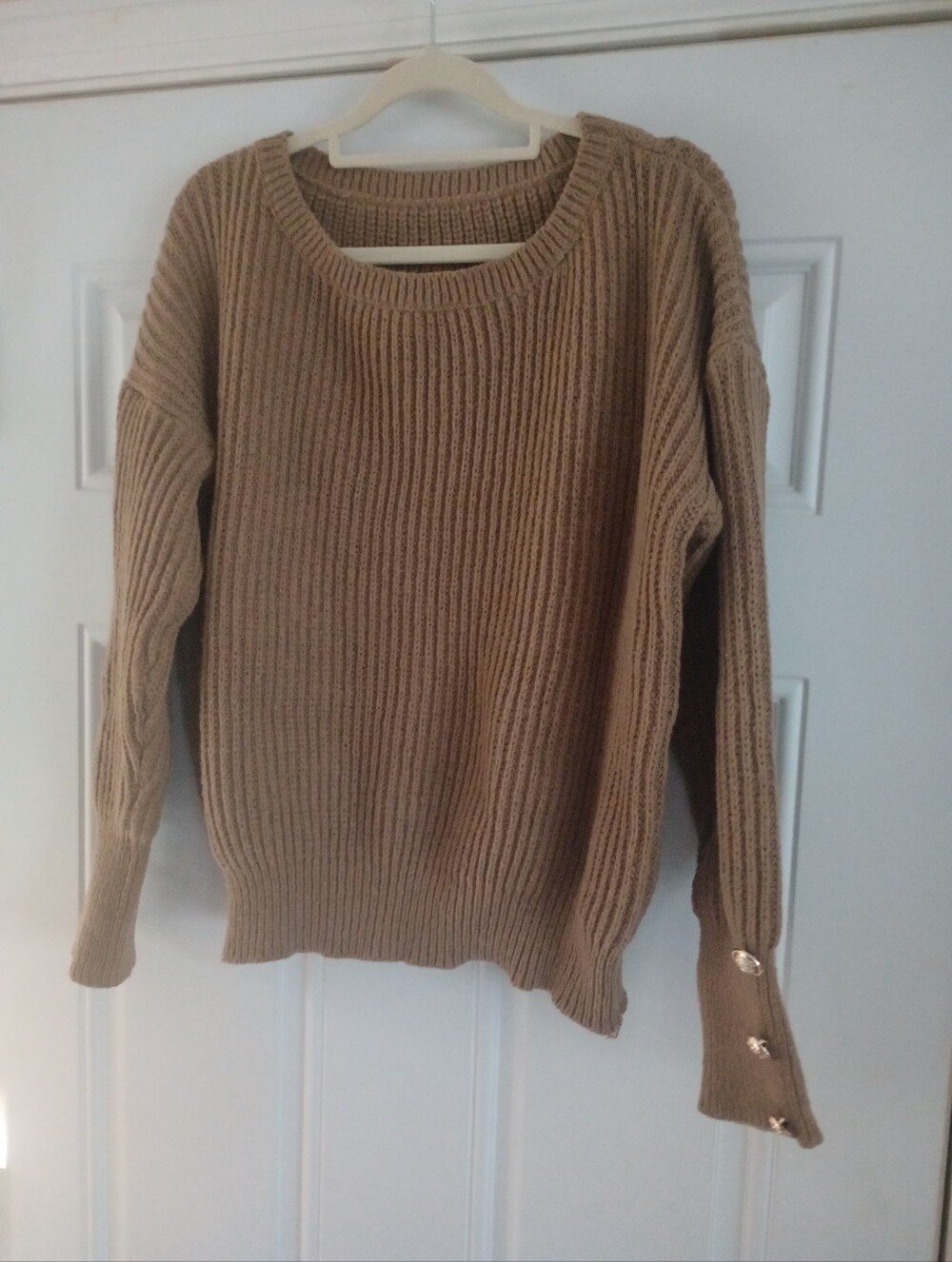 Camel Rib Knit Pullover Sweater Crew Neck Gold Toned Button Cuff Sleeve LARGE